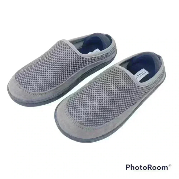 Steve Madden Bdarrenn Flyknit Slippers Grey Slip-On Kids Shoes NIB - Picture 2 of 7